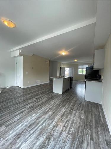 59 Denistoun Street, Welland, ON - Indoor Photo Showing Other Room