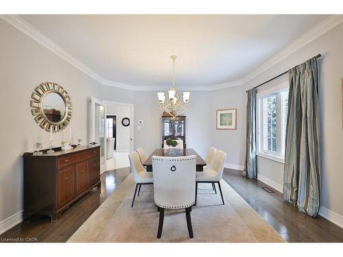 4378 Latimer Crescent, Burlington, ON - Indoor Photo Showing Dining Room