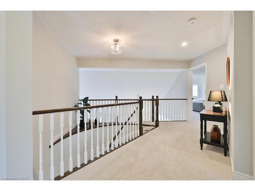 4378 Latimer Crescent, Burlington, ON - Indoor Photo Showing Other Room