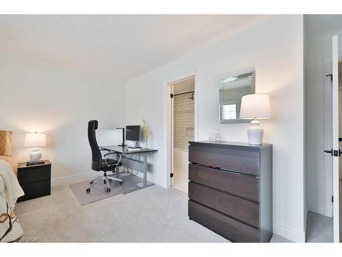 4378 Latimer Crescent, Burlington, ON - Indoor