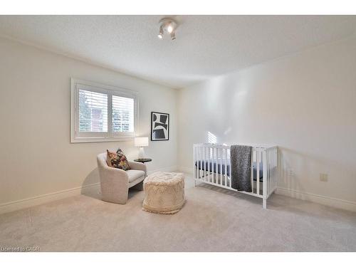 4378 Latimer Crescent, Burlington, ON - Indoor