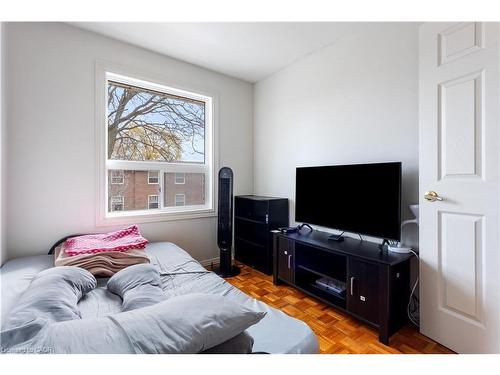 7 Eden Park Drive, Brampton, ON - Indoor Photo Showing Bedroom
