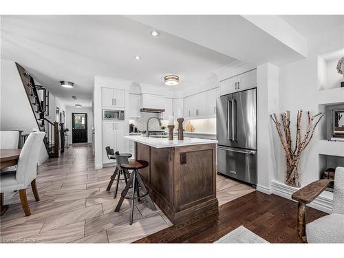 47-635 Saginaw Parkway, Cambridge, ON - Indoor