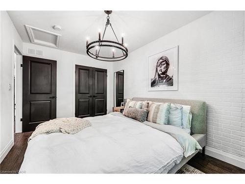 47-635 Saginaw Parkway, Cambridge, ON - Indoor Photo Showing Bedroom