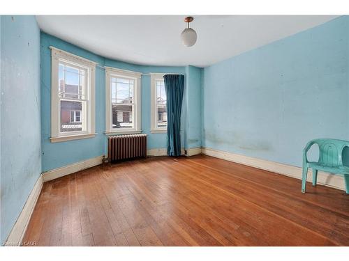 89 Fairholt Road S, Hamilton, ON - Indoor Photo Showing Other Room