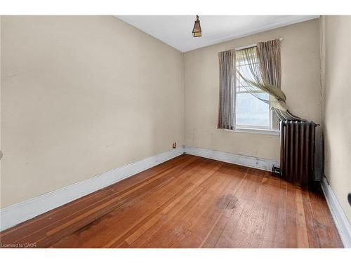 89 Fairholt Road S, Hamilton, ON - Indoor Photo Showing Other Room