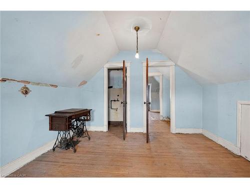 89 Fairholt Road S, Hamilton, ON - Indoor Photo Showing Other Room