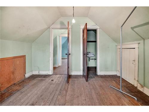 89 Fairholt Road S, Hamilton, ON - Indoor Photo Showing Other Room