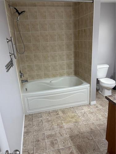 51 Sophia Crescent, Kitchener, ON - Indoor Photo Showing Bathroom