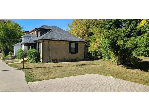 2 Esson Street, Kitchener, ON - Outdoor