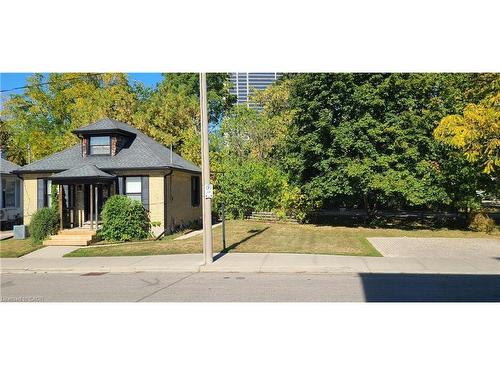 2 Esson Street, Kitchener, ON - Outdoor