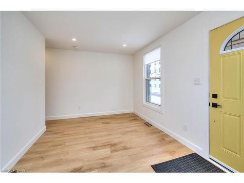 2 Esson Street, Kitchener, ON - Indoor Photo Showing Other Room