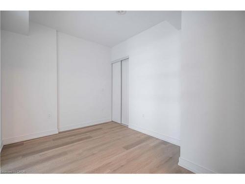 1418-1 Jarvis Street, Hamilton, ON - Indoor Photo Showing Other Room