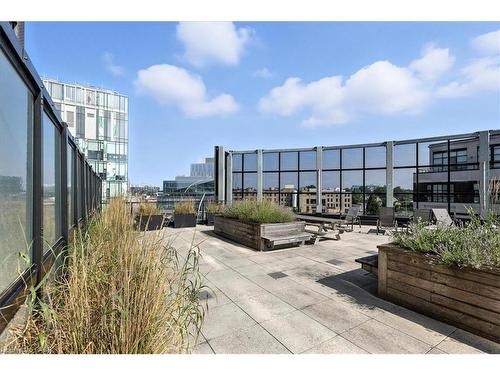 1113-1 Victoria Street S, Kitchener, ON - Outdoor