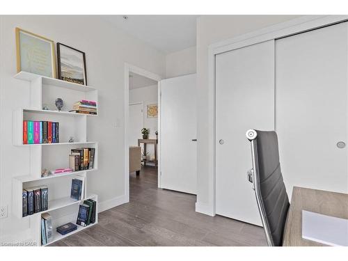 1113-1 Victoria Street S, Kitchener, ON - Indoor