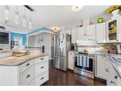 128 Schlueter Street, Cambridge, ON - Indoor Photo Showing Kitchen With Double Sink With Upgraded Kitchen