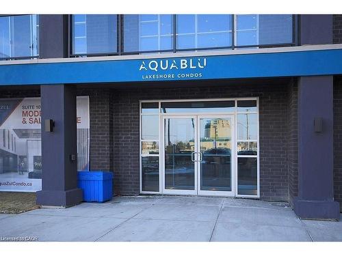 108-10 Concord Place, Grimsby, ON - Outdoor