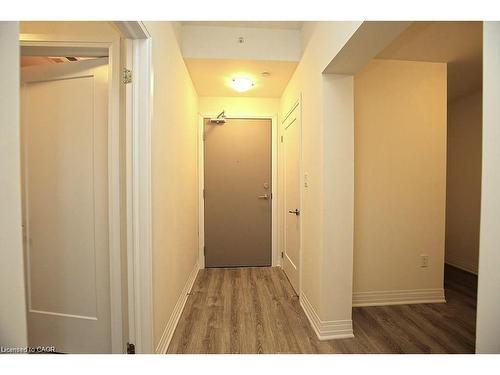 108-10 Concord Place, Grimsby, ON - Indoor Photo Showing Other Room