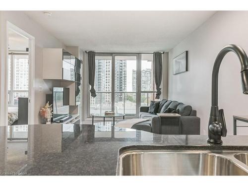 701-4080 Living Arts Drive, Mississauga, ON - Indoor