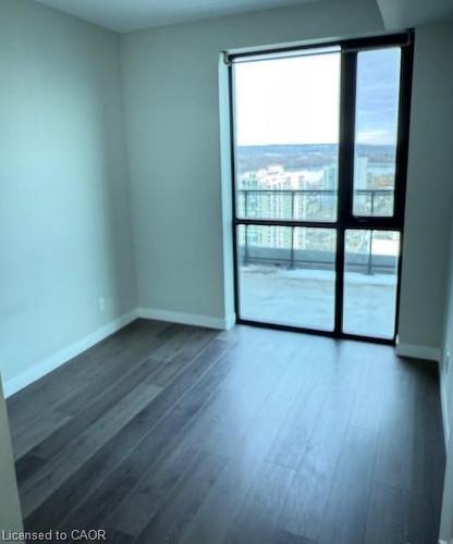 2308-15 Queen Street S, Hamilton, ON - Indoor Photo Showing Other Room