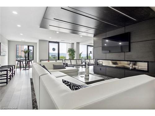 2308-15 Queen Street S, Hamilton, ON - Indoor