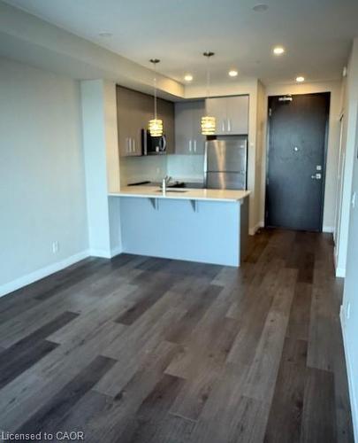 2308-15 Queen Street S, Hamilton, ON - Indoor Photo Showing Kitchen