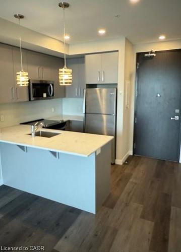 2308-15 Queen Street S, Hamilton, ON - Indoor Photo Showing Kitchen With Double Sink