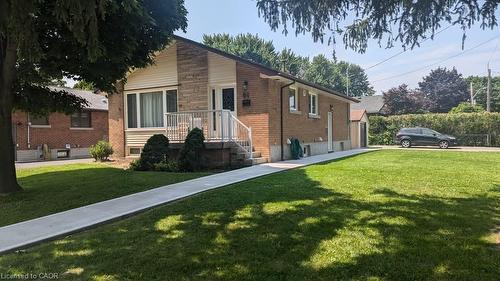 Lowerlevel-64 West 25Th Street, Hamilton, ON - Outdoor