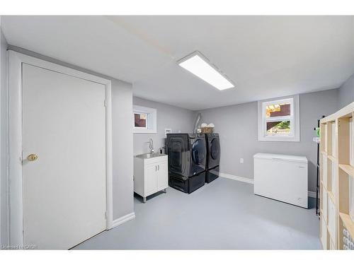 260 Sanatorium Road, Hamilton, ON - Indoor Photo Showing Laundry Room