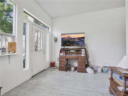 30 Lochearne Street, Hamilton, ON - Indoor