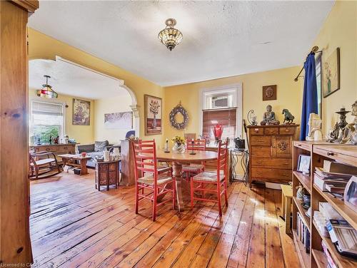 30 Lochearne Street, Hamilton, ON - Indoor Photo Showing Dining Room