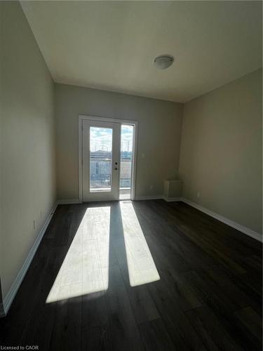 17-261 Woodbine Avenue, Kitchener, ON - Indoor Photo Showing Other Room