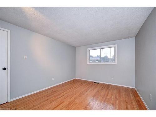 22 Berwick Place, Waterloo, ON - Indoor Photo Showing Other Room