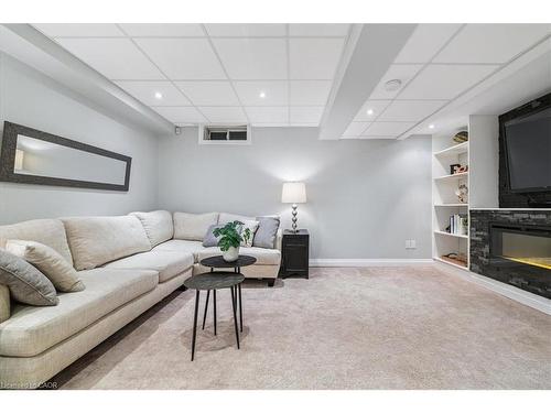 51-100 Beddoe Drive, Hamilton, ON - Indoor Photo Showing Living Room With Fireplace