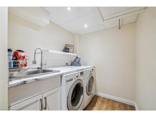 51-100 Beddoe Drive, Hamilton, ON - Indoor Photo Showing Laundry Room
