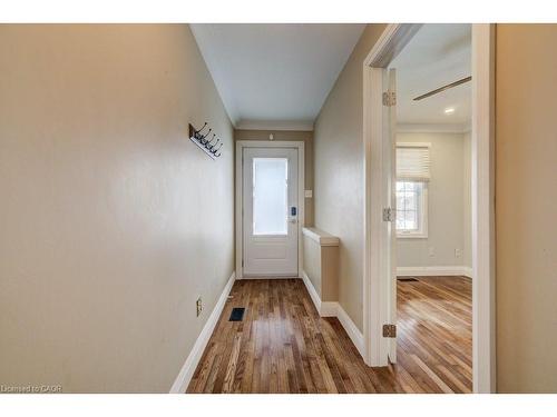 13-694 Grey Street, Brantford, ON - Indoor Photo Showing Other Room