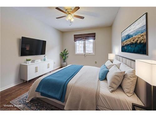 13-694 Grey Street, Brantford, ON - Indoor Photo Showing Bedroom