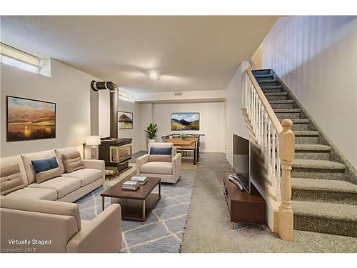 13-694 Grey Street, Brantford, ON - Indoor Photo Showing Living Room