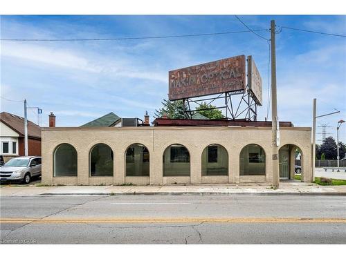 1583 Main Street E, Hamilton, ON 