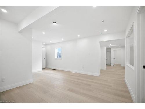 1583 Main Street E, Hamilton, ON 