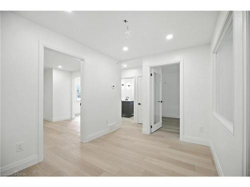 1583 Main Street E, Hamilton, ON 