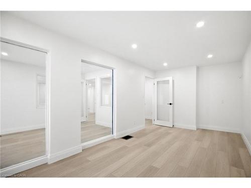 1583 Main Street E, Hamilton, ON 