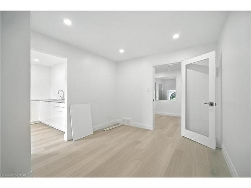 1583 Main Street E, Hamilton, ON 