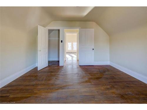 698 King Street W, Kitchener, ON - Indoor Photo Showing Other Room