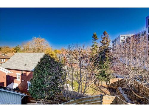 698 King Street W, Kitchener, ON 