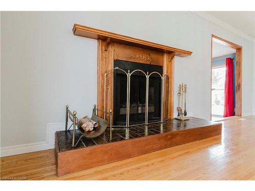 1209 Valentine Drive, Cambridge, ON - Indoor With Fireplace