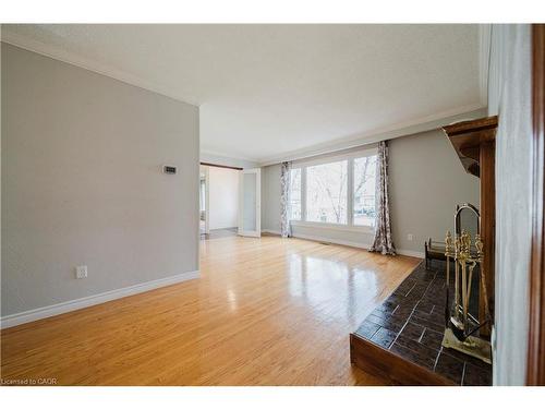 1209 Valentine Drive, Cambridge, ON - Indoor Photo Showing Other Room