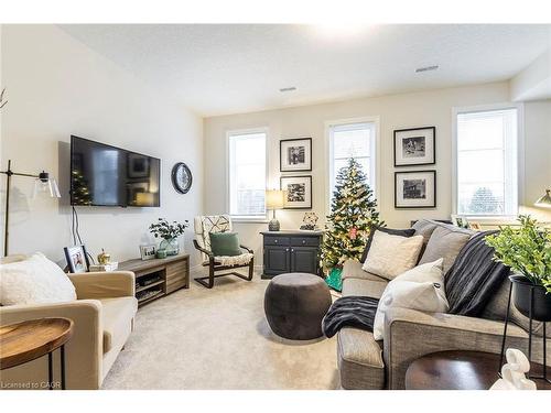 8-219 Dundas Street E, Waterdown, ON - Indoor Photo Showing Living Room