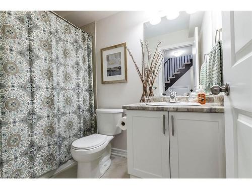 8-219 Dundas Street E, Waterdown, ON - Indoor Photo Showing Bathroom