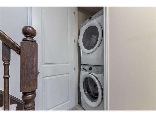8-219 Dundas Street E, Waterdown, ON - Indoor Photo Showing Laundry Room